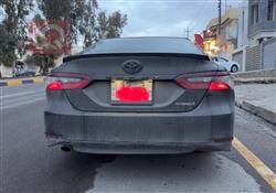 تۆیۆتا کامری